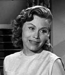 Earlene Heath's Instagram, Twitter & Facebook