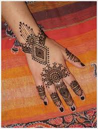 I believe the colour used is called 'aalta' or at least we call it so in north. 75 Henna Tattoos That Will Get Your Creative Juices Flowing