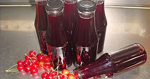Sirup Von Kirschsaft Von Garten Fee Chefkoch Rezept Kirschen Fruchtsirup Kirschsaft Selber Machen