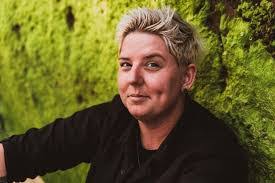 Holly Cogan's Instagram, Twitter & Facebook