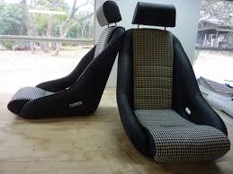 Sebring Seats In Leather With Houndstooth Centers 5 Point Openuings And Early S Headrest Classic Car Seats By Gtsc Leather Car Seats Custom Car Seats Car Seats