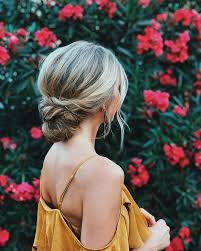 Wedding in summers can be a little troublesome, especially the hair styling part. Wedding Hairstyles Wedding Guest Hairstyles How To