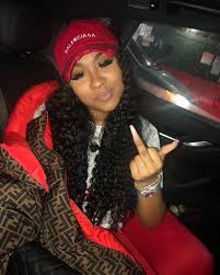 Goodmorning@gervontaa @therealkylesister #old #fun #explore.how to wear scarves. Kylesister On Instagram Chicago Girl In Brooklyn Crazy Lashes Chicago Girls Black Girl Fashion Girl