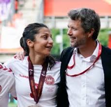 Nadia nadim har en vild vane. Nadia Nadim Kaereste