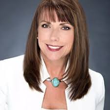 Dee Bush's Instagram, Twitter & Facebook