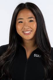 Amanda Zeng's Instagram, Twitter & Facebook