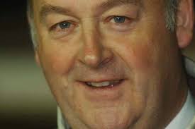 Well-known greyhound and horse racing commentator Michael Fortune passes  away