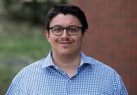 Join us as we sit down with Dr. Eileen Henderson, Assistant Professor of  Pathology, Microbiology and Immunology at the California Animal Health and  Food Safety Lab in San Bernadino, CA. Dr. Henderson