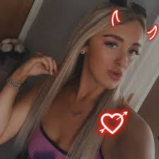 Stream Morgan Rea music