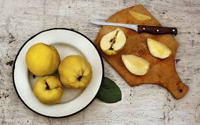 Quitten genießen ab der herbstlichen erntezeit: Quitten Wissenswertes Zur Frucht Zubereitung Und Quittenrezepte