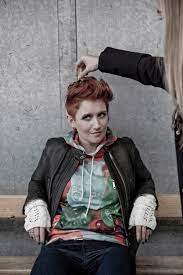 Steffi buchli, director of programming, mysports said: Moderatorin Steffi Buchli Ein Echter Schweizer Fernsehpunk Annabelle