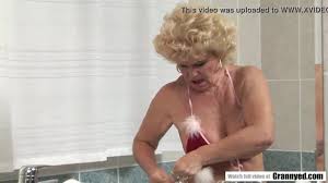 Granny effie vs guy | BIQLE.me Porn Tube