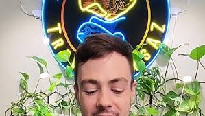 Amazon.com: Ozium Gel eliminador de olores de 4.5 onzas para hogares,  automóviles, oficinas y más, ese aroma de olor a automóvil nuevo, paquete  de 2 : Automotriz