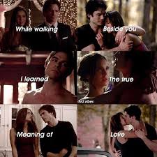 Mientras Camina Junto A Ti Aprendi El Verdadero Significado Del Amor Damon Salvatore Vampire Diaries Vampire Diaries Funny Vampire Diaries Cast