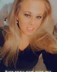 Nicole Wade's Instagram, Twitter & Facebook