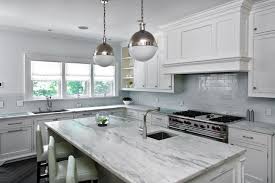 Victorian style kitchens are popular because of their distinct characteristics than most modern home kitchens. Pelham Shingle Style For A Modern Family Viktorianisch Kuche New York Von Fivecat Studio Architecture