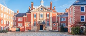 The oxford university is a collegiate research university located in oxford, england. University Delays Foundation Year Rollout Cherwell