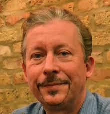 Robert Gillig's Instagram, Twitter & Facebook