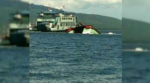 Beberapa puluh mobil yang diangkut kapal motor rafelia 2 turut terbenam di selat bali, jumat (4/3/2016). Knkt Diharapkan Segera Temukan Penyebab Rafelia 2 Tenggelam News Liputan6 Com