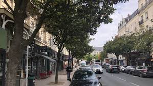Angers Un Bagage Suspect Maitrise Par Les Demineurs Pres De La Gare