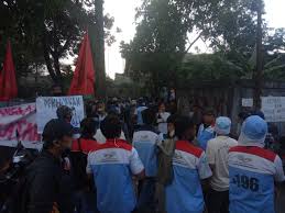We did not find results for: Ratusan Karyawan Pt Prima Makmur Rotokemindo Menjerit Suara Media