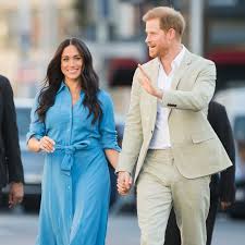 Harry and orlando bloom text each other about nearby paparazzi in the neighborhood. Meghan Markle Prince Harry Hire Pinterest S Christine Schirmer