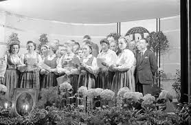 Below is a list of past and future mother's days in iraq. Mother S Day Wikiwand