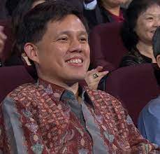 He is an actor, known for yan xi gong lüe (2018), ai is coming (2018) and one boat one world (2021). When You Re Doing Well Don T Be Haolian Sam S Alfresco Coffee