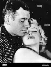 Marilyn monroe prince showgirl hi-res stock photography and images