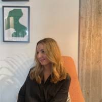 200+ perfiles de «Korene»