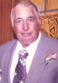 Max LaMar Metzger, a lifelong farmer, auctioneer, and mason, passed away at  his home