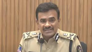 తెలంగాణ నూతన డీజీపీగా సీవీ ఆనంద్: అనూహ్య ఎంపిక!