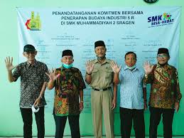 Come'n joint with animasi smkn 1 miri sragen. Smk Muhammadiyah 2 Sragen Buat Gebrakan Rintis Kerjasama Dengan Nasmoco Toyota Astra Jakarta Semua Guru Karyawan Tandatangani Komitmen Bersama Terbuka Peluang Lulusan Bakal Direkrut Joglosemar News