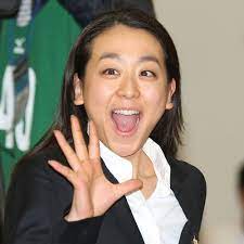 フィギュア全日本選手権開会式で笑顔の浅田真央 - スポニチ Sponichi Annex スポーツ | 浅田, 全日本, 開会式