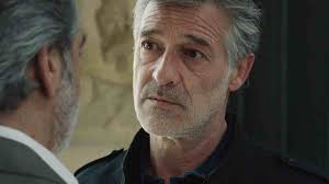 Ici tout commence du 8 mai : la série déprogrammée, Marc va-t-il céder au  chantage de Paul ? Réponse !