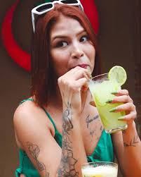 Rafaela Taylor (@rafaelataylorofc) • Instagram photos and videos