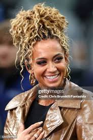 553 Kate Giles Photos & High Res Pictures