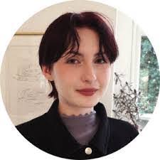 Rebecca Malo's Instagram, Twitter & Facebook