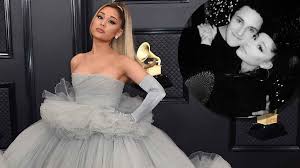 Born in boca raton, florida, grande began her career at age 15 in the 2008 broadway musical 13. Ariana Grande Se Casa En Secreto Con El Agente Inmobiliario De Lujo Dalton Gomez