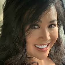 Lily Silverman's Instagram, Twitter & Facebook