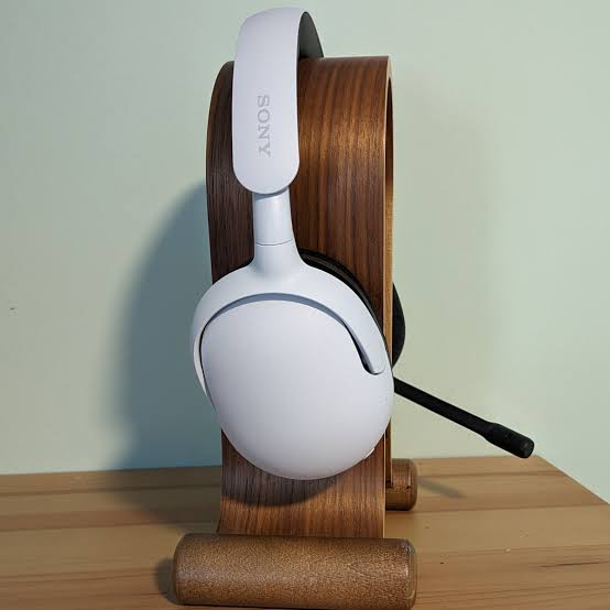 Sony INZONE H5 Headsets view 4