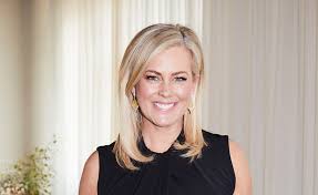 Samantha armytage (born 4 september 1976) is an australian journalist and television presenter. Sunrise Host Samantha Armytage Lists North Bondi House For 2 8 Million
