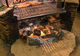 Get the best of both worlds by choosing an outdoor dining table with a gas fireplace built right in. 19 Homemade Bbq Pit Plans You Can Build Easily