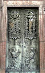 Angels Guard Thee Pere Lachaise Cemetery Paris France Unique Doors Beautiful Doors Doors