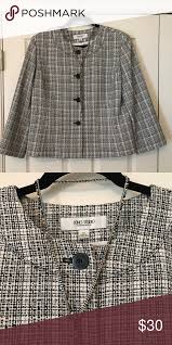 Jones Studio Jacket Another Great Closet Staple Fully Lined Jacket Is Lightweight And Can Be Worn With Without A Blouse Fashion Fashion Design Clothes Design