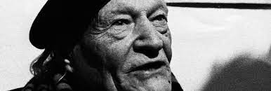 Figura di riferimento o megalomane? Analisi Del Testo E Parafrasi La Madre Di Ungaretti Fareletteratura