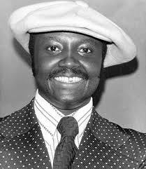 How amazing is this version of Superwoman by Donny Hathaway. One of the  great soul/R&B records ever. Superwoman is certainly one of Stevie Wonder's  jazzier tunes...