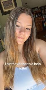 Jasmine Sears's Instagram, Twitter & Facebook