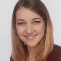 Lisa Seefeldt's Instagram, Twitter & Facebook