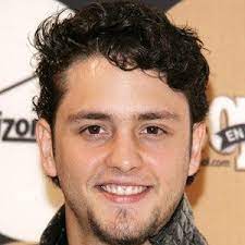 He then starred in amigos x siempre in 2000, alongside spanish mexican singer/actress. Christopher Uckermann Bio Family Trivia Famous Birthdays